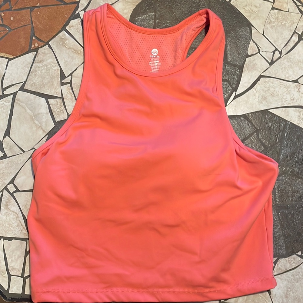 Senita crop with built in bra